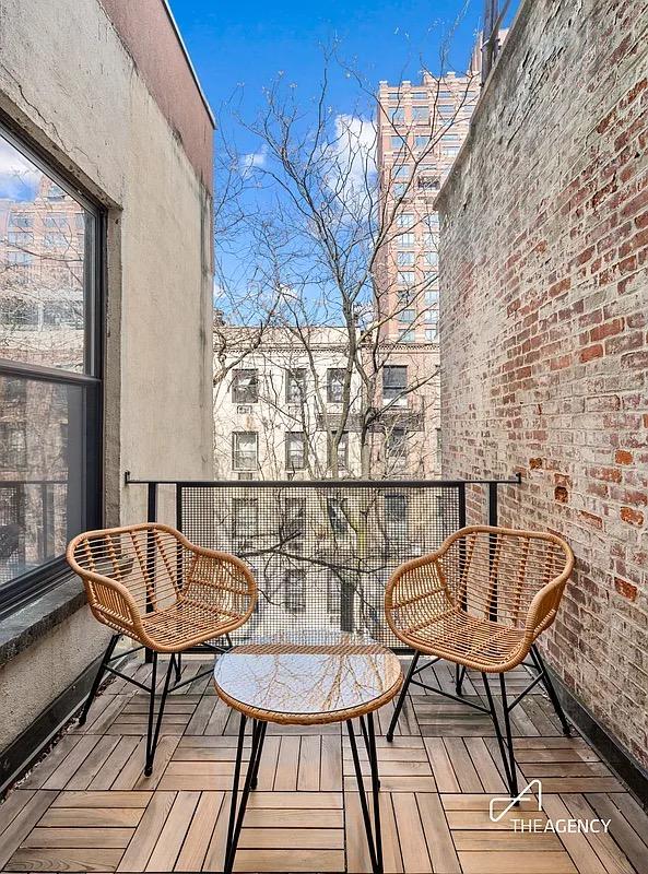 345 east 50 #5c