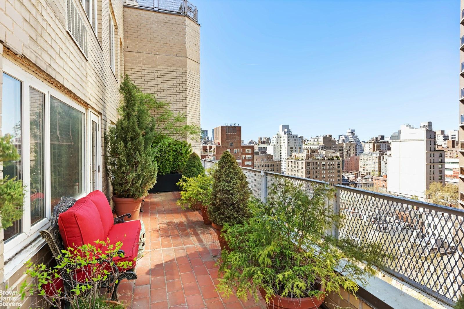 166 east 63 #16c
