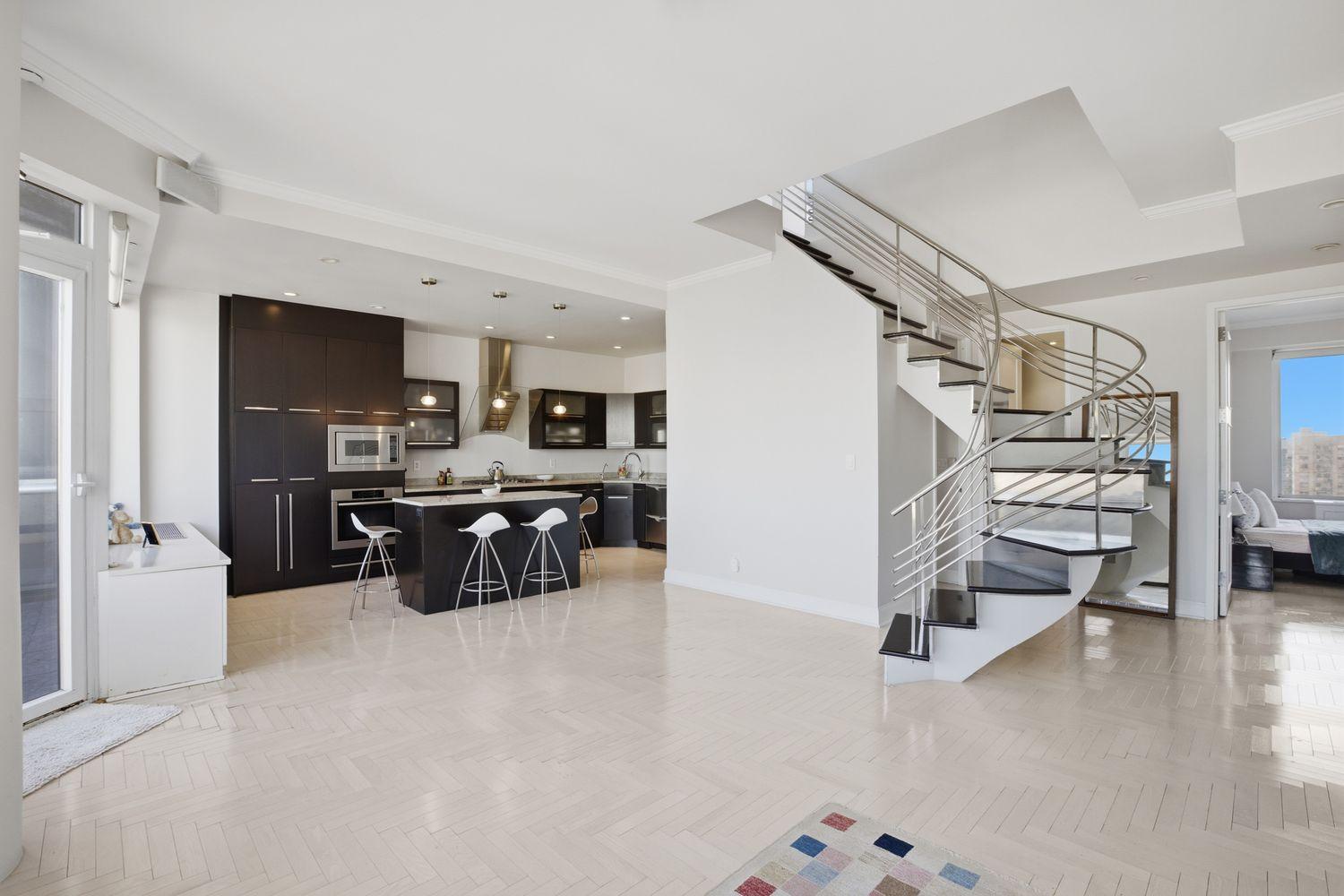 418 east 59 #pha