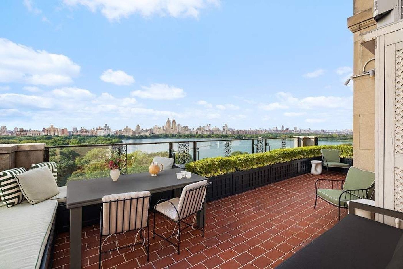1040 fifth ave #16a