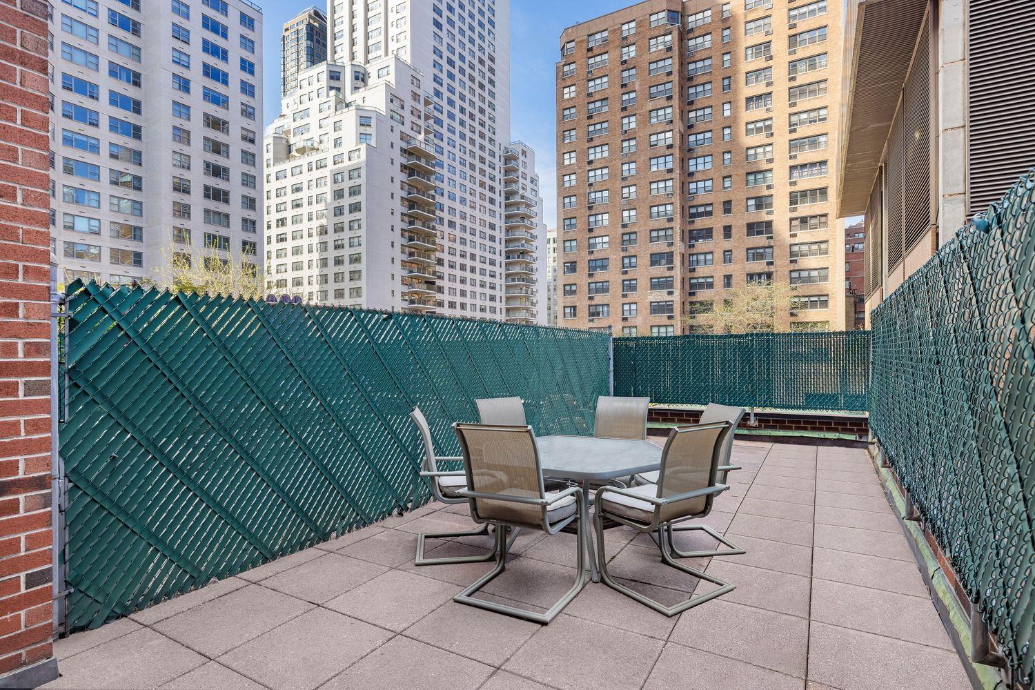 301 east 62 #2b