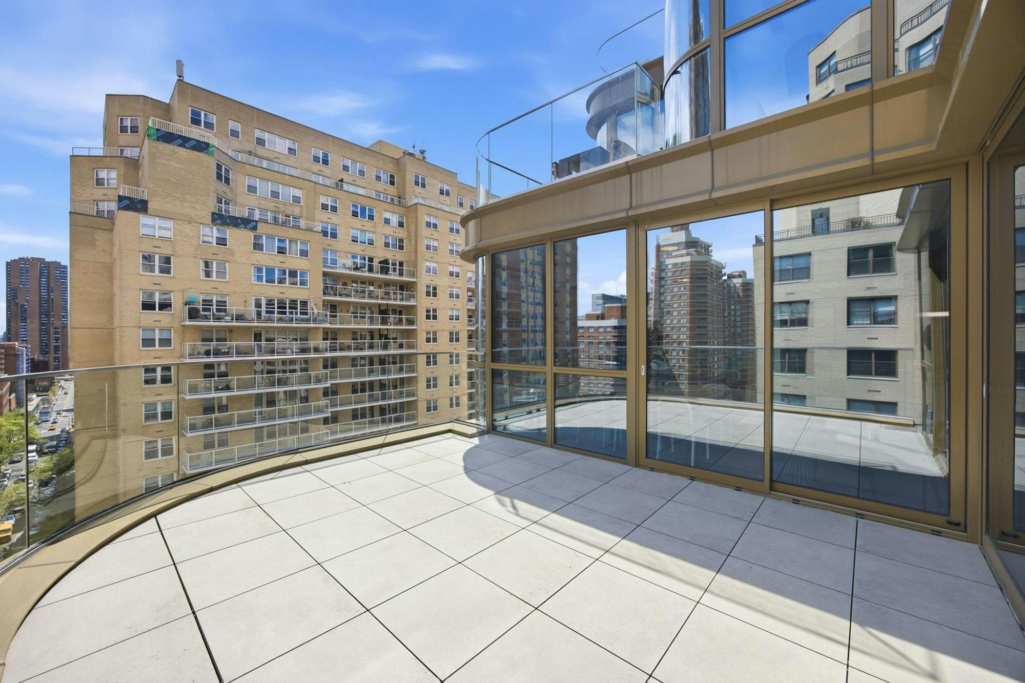 250 east 25 #11b